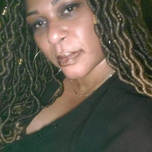 Meet your Posher, Kattia